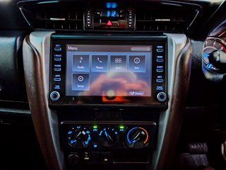 2019 Toyota Fortuner 2.4GD-6 R/B A/T - photo 4