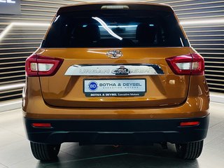 2022 Toyota Urban Cruiser 1.5 Xi - photo 8