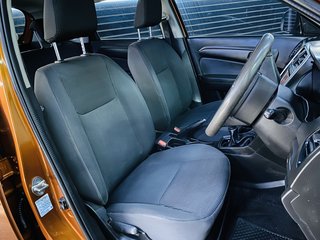 2022 Toyota Urban Cruiser 1.5 Xi - photo 17