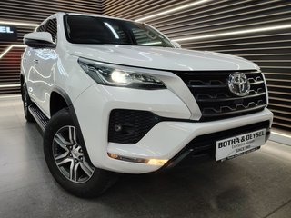 2022 Toyota Fortuner 2.4GD-6 R/B A/T - photo 17