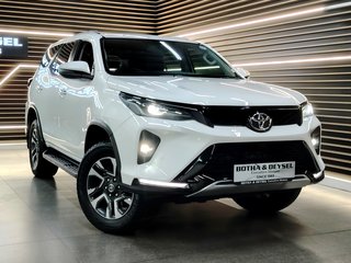 2023 Toyota Fortuner 2.4GD-6 R/B A/T - photo 16