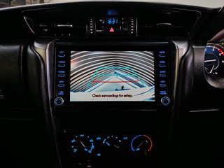 2023 Toyota Fortuner 2.4GD-6 R/B A/T - photo 17