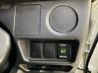 2023 Toyota Quantum HIACE 2.7 SESFIKILE 16s - photo 4