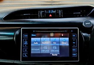 2019 Toyota Hilux 2.4 GD-6 RB SRX A/T P/U E/CAB - photo 2