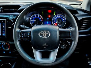 2019 Toyota Hilux 2.4 GD-6 RB SRX A/T P/U E/CAB - photo 11