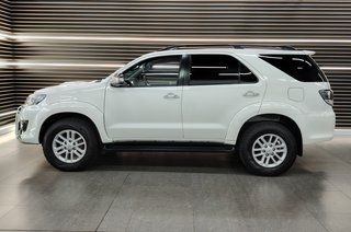 2016 Toyota Fortuner 3.0D-4D R/B - photo 2