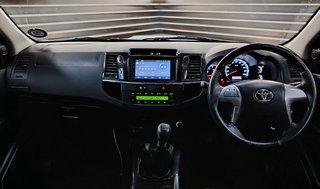 2016 Toyota Fortuner 3.0D-4D R/B - photo 12