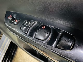 2021 Nissan Navara 2.5DDTI PRO-2X A/T D/C P/U - photo 6