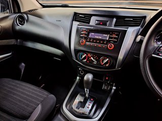 2023 Nissan Navara 2.5DDTI SE PLUS A/T D/C P/U - photo 10