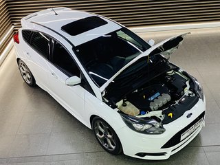 2015 Ford Focus 2.0 GTDi ST3 (5DR) - photo 4