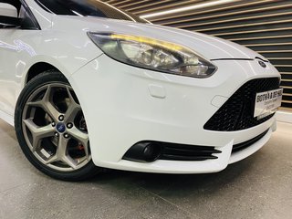 2015 Ford Focus 2.0 GTDi ST3 (5DR) - photo 2