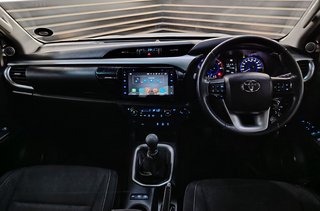 2016 Toyota Hilux 2.8 GD-6 RAIDER 4X4 P/U D/C - photo 13