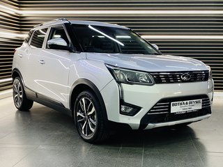 2022 Mahindra XUV300 1.2T (W8) - photo 3