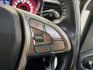 2022 Mahindra XUV300 1.2T (W8) - photo 16