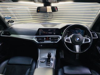 2021 BMW 3 Series 320i M MZANSI EDITION A/T (G20) - photo 7