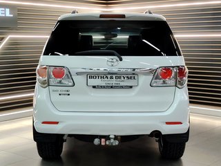 2012 Toyota Fortuner 3.0D-4D HERITAGE R/B - photo 4