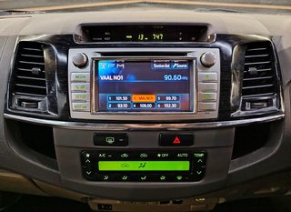 2012 Toyota Fortuner 3.0D-4D HERITAGE R/B - photo 2