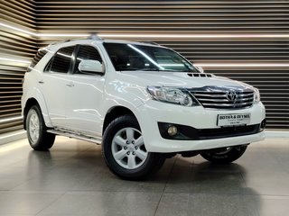2012 Toyota Fortuner 3.0D-4D HERITAGE R/B - photo 14