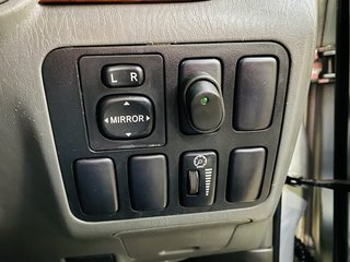 2005 Toyota Prado VX 4.0 V6 A/T - photo 15