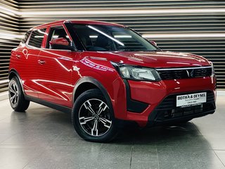 2023 Mahindra XUV300 1.2T SE (W4) - photo 3