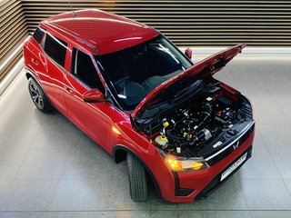 2023 Mahindra XUV300 1.2T SE (W4) - photo 4