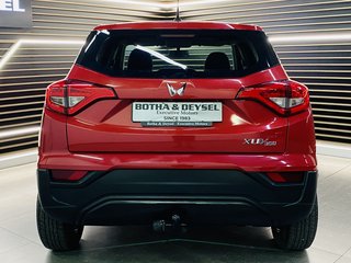 2023 Mahindra XUV300 1.2T SE (W4) - photo 8