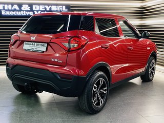 2023 Mahindra XUV300 1.2T SE (W4) - photo 10