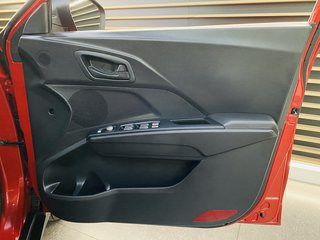 2023 Mahindra XUV300 1.2T SE (W4) - photo 2