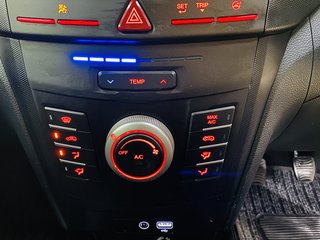 2023 Mahindra XUV300 1.2T SE (W4) - photo 9