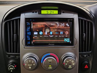 2013 Hyundai H-1 2.5 CRDI (VGT) WAGON A/T - photo 2