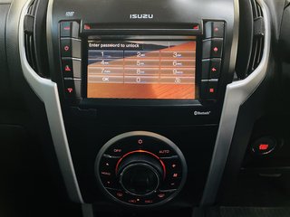 2018 Isuzu KB 300 D-TEQ LX A/T P/U D/C - photo 9
