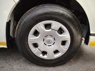 2018 Toyota Quantum 2.7 14 SEAT - photo 6