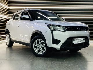 2023 Mahindra XUV300 1.2T (W6) - photo 3