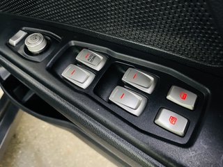 2023 Mahindra XUV300 1.2T (W6) - photo 4
