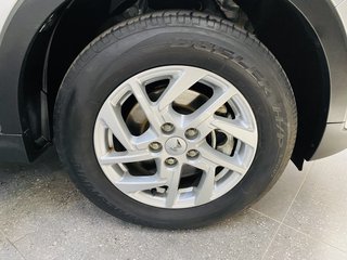 2023 Mahindra XUV300 1.2T (W6) - photo 5