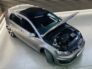 2017 Volkswagen Golf GOLF VII GTi 2.0 TSI DSG - photo 4