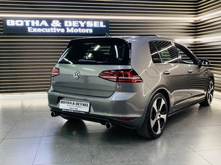 2017 Volkswagen Golf GOLF VII GTi 2.0 TSI DSG - photo 10
