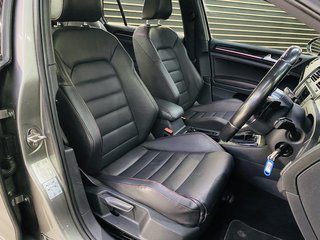 2017 Volkswagen Golf GOLF VII GTi 2.0 TSI DSG - photo 14