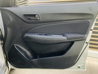 2023 Suzuki Swift 1.2 GA - photo 2