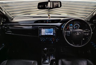 2022 Toyota Hilux 2.8 GD-6 RB LEGEND 4X4 A/T P/U E/CAB - photo 13