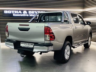 2017 Toyota Hilux 4.0 V6 RAIDER 4X4 A/T P/U D/C - photo 10