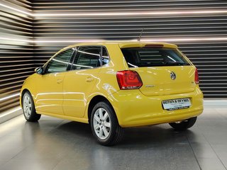 2010 Volkswagen Polo 1.6 TDI COMFORTLINE 5DR - photo 3