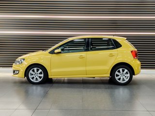 2010 Volkswagen Polo 1.6 TDI COMFORTLINE 5DR - photo 2