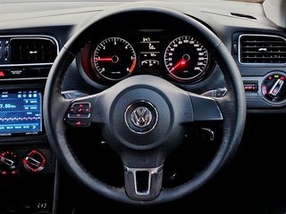 2010 Volkswagen Polo 1.6 TDI COMFORTLINE 5DR - photo 8