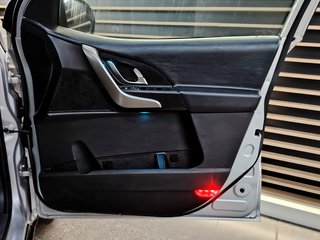 2021 Mahindra Xuv 500 2.2D MHAWK A/T (W8) 7 SEAT - photo 8