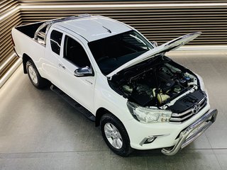2017 Toyota Hilux 2.8 GD-6 RB RAIDER P/U E/CAB - photo 4