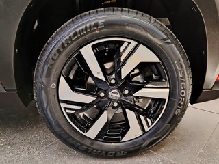 2025 Nissan Magnite 1.0 ACENTA AMT - photo 8