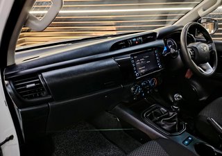 2020 Toyota Hilux 2.4 GD-6 RB SRX P/U S/C - photo 2