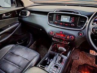 2015 Kia Sorento 2.2D AWD A/T 7 SEATER SX - photo 2