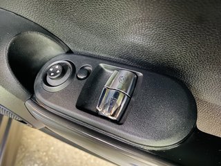 2023 MINI One 1.5T A/T - photo 5